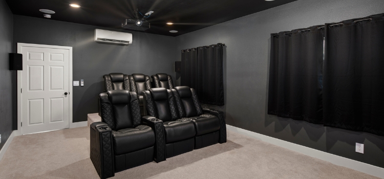 Home Theater With Surround Sound Speakers